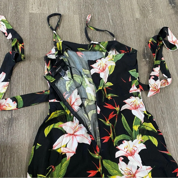 FOREVER21 floral romper maxi jumpsuit women’s size small - Picture 7 of 8